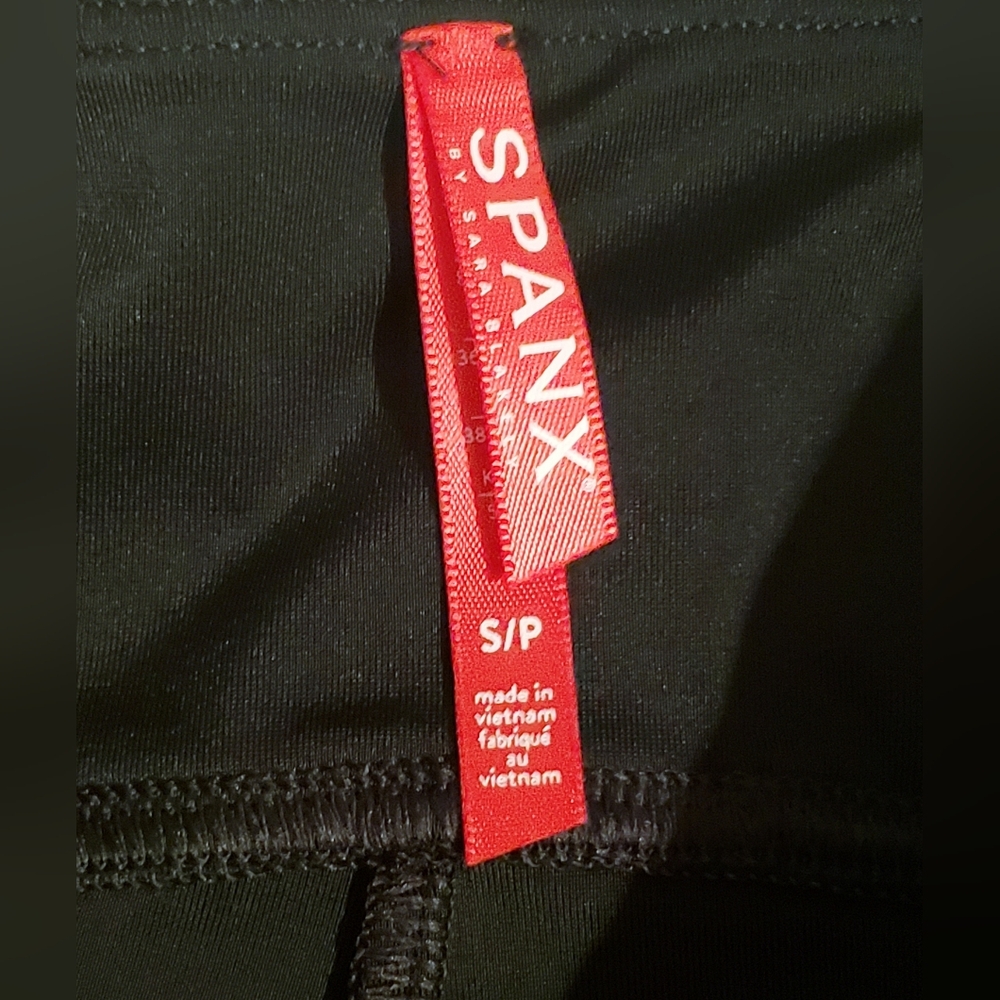 SPANXshape Faux Leather Black Leggings, Size: Small - Picture 9 of 10